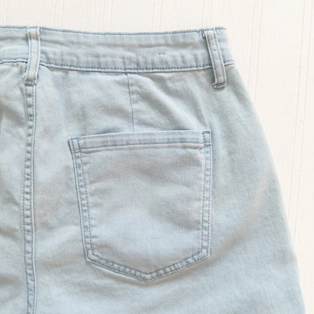 Forever 21 Jean Shorts‎ 31